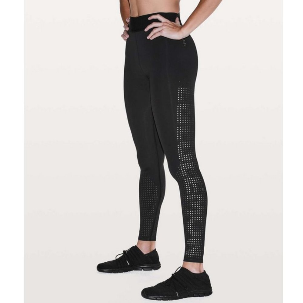 Lululemon x SoulCycle Ride & Reflect Tight 28" / Size 4 / Black Reflective